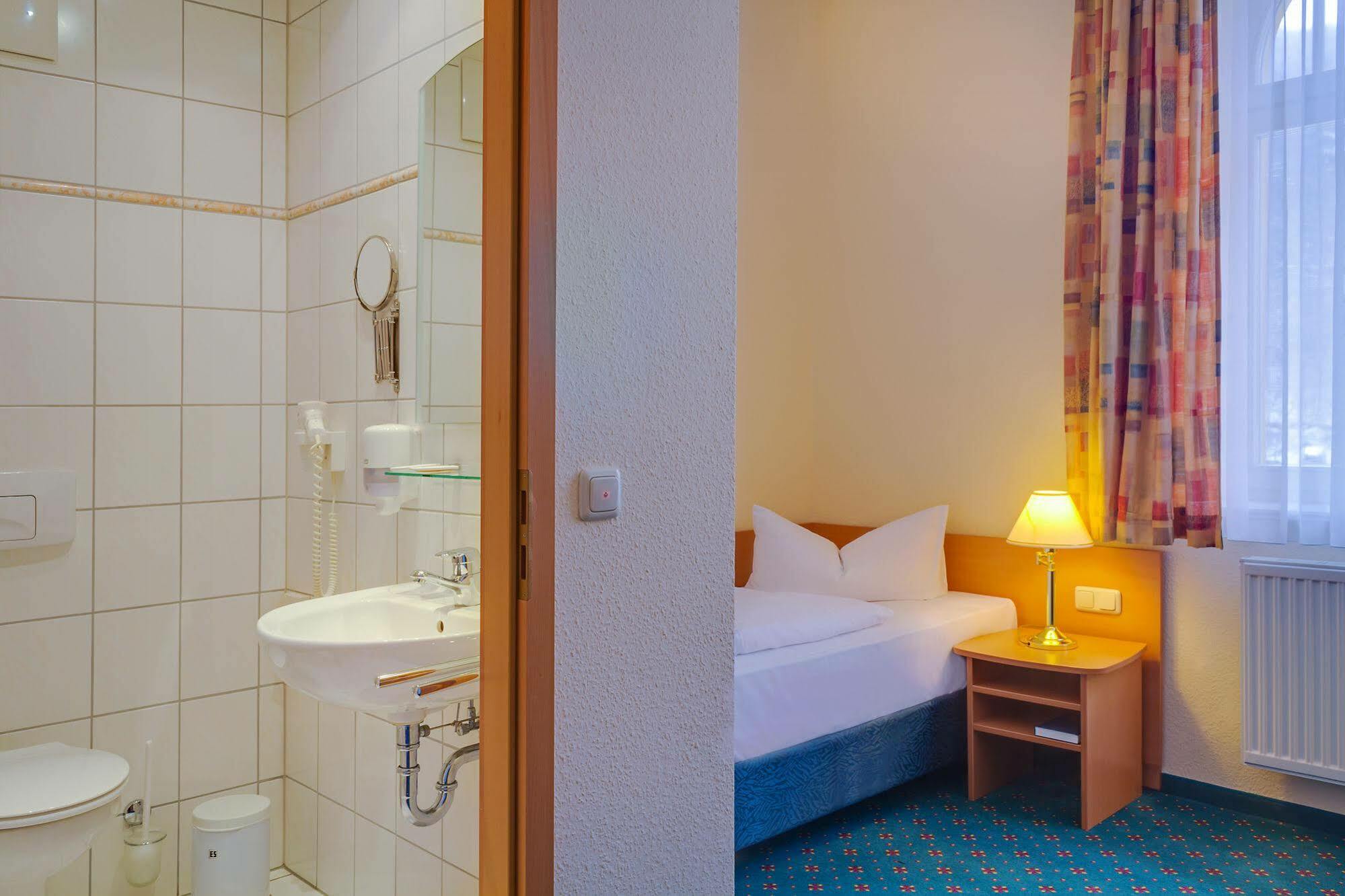 Ferien Hotel Villa Suedharz 설제인 외부 사진